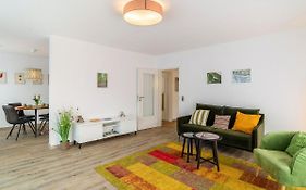 Ferienwohnung am Enzufer mit Balkon in Bad Wildbad im Schwarzwald