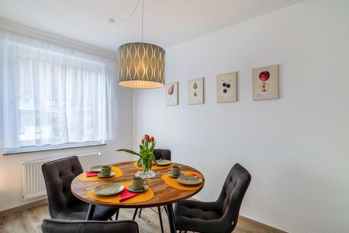 Ferienwohnung am Enzufer mit Balkon in Bad Wildbad im Schwarzwald Exterior foto